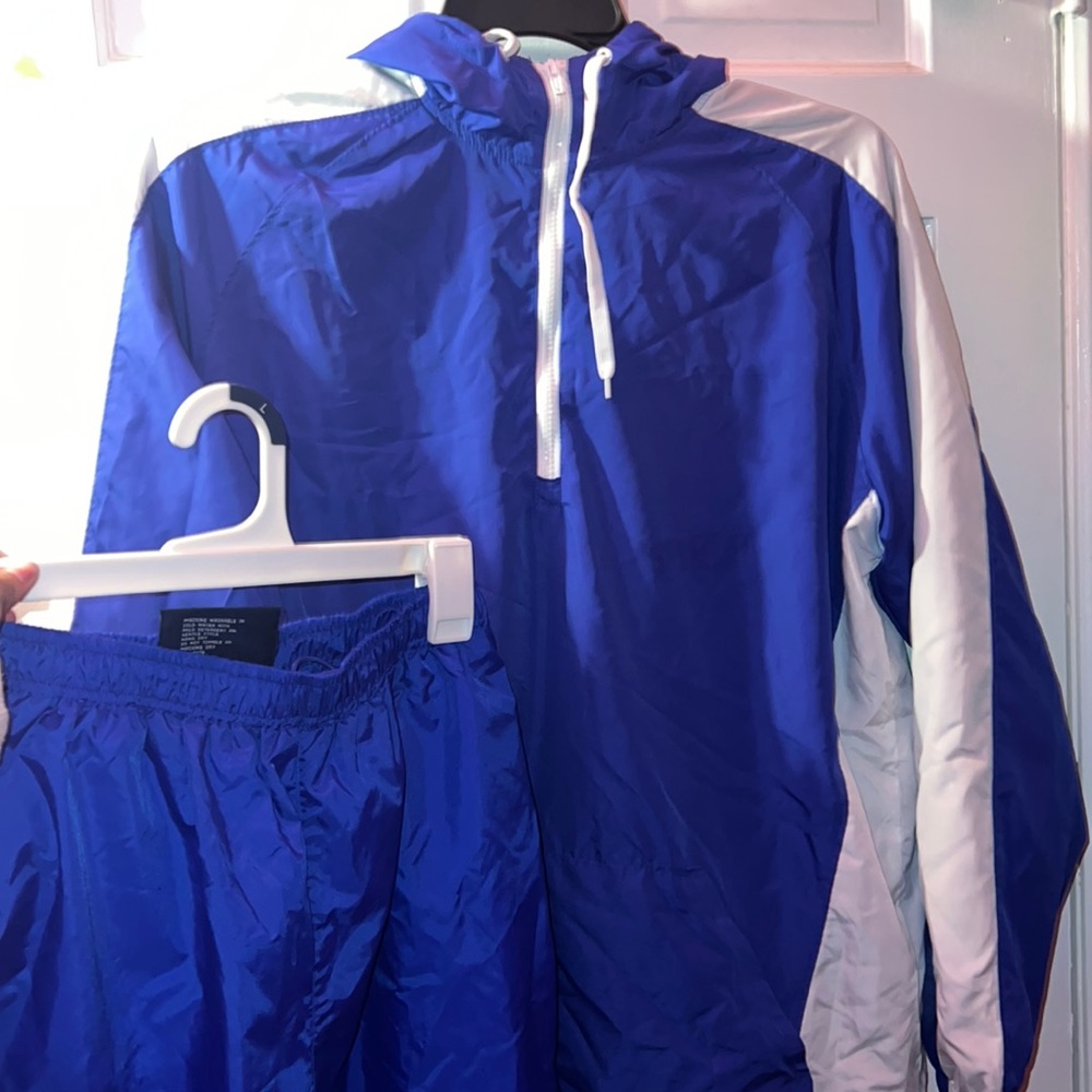Wind breaker medium set